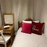 Luxury Rooms With Private Bathrooms